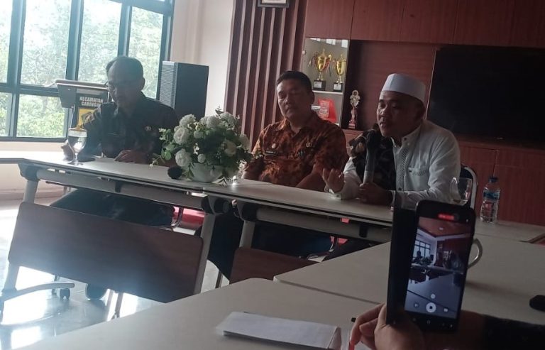 Pengajian Bulanan Pegawai Kecamatan Caringin: Menggali Nilai Berbakti Kepada Orang Tua