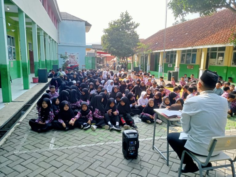 SD Negeri Tangkil Giatkan Pengajian Rutin untuk Bentuk Generasi Berakhlak Mulia