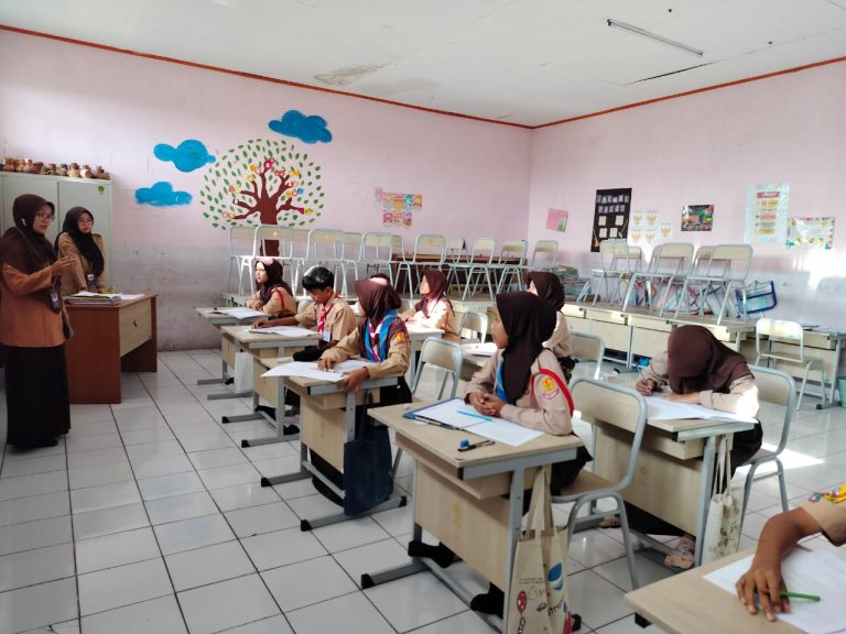 SD Negeri Cimande 01 Laksanakan Ujian Akhir Sekolah, Hari Pertama Mapel Agama dan PPKn