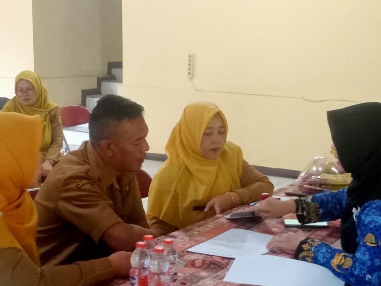 Pengawas Laksanakan Sertijab kepada 5 Kepala Sekolah di Kecamatan Caringin