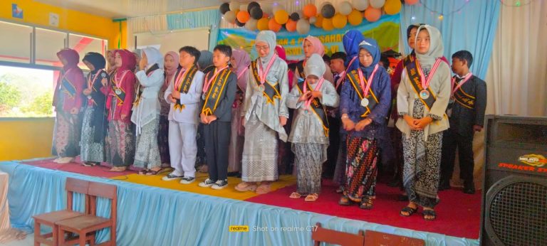 Pelepasan SD Tangkil 01 Digelar Sederhana, Penuh Makna dan Haru