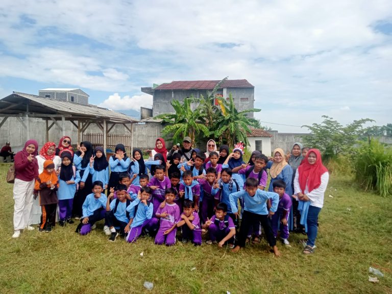 SD Jambuluwuk 01 Gelar Aneka Lomba Meriahkan HUT RI ke-80