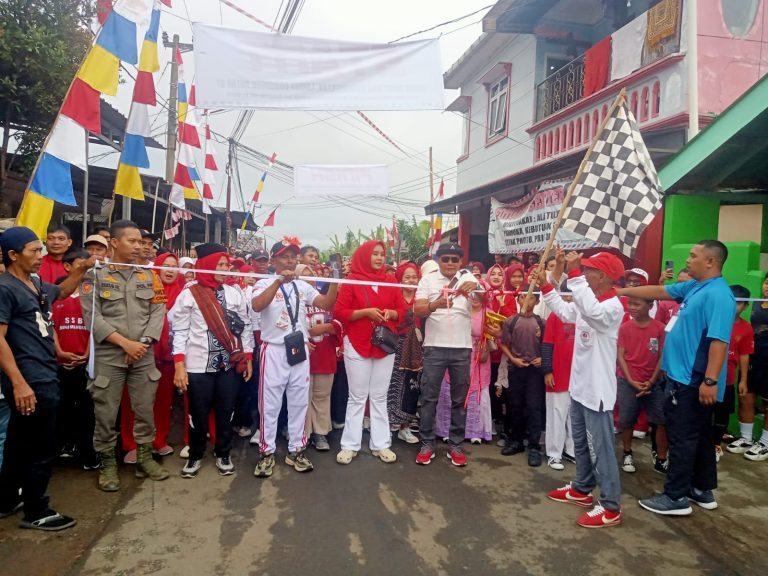 Desa Cinagara Meriahkan HUT RI ke-80 dengan Jalan Sehat dan Lomba Dongdang