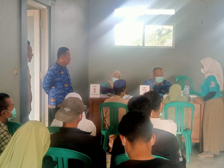 Dinas Kesehatan Gelar Program Cek Kesehatan di Lemah Duhur