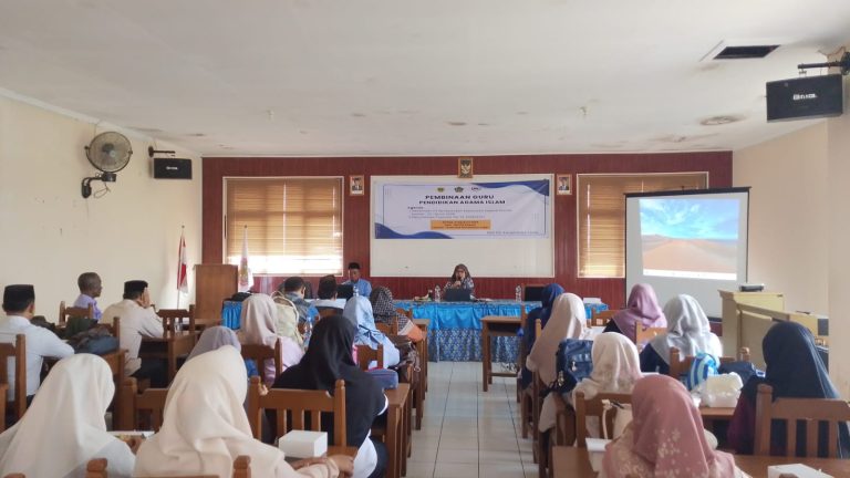 Guru PAI Kecamatan Ciawi Ikuti Pembinaan dan Sosialisasi Capaian Pembelajaran
